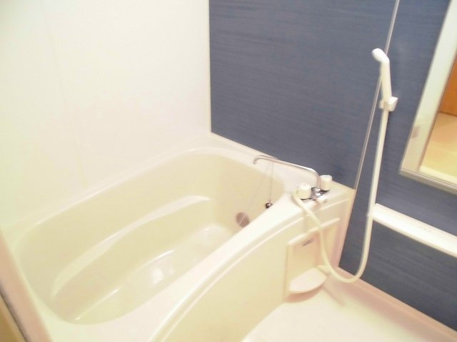 プラシードＢの浴室|お風呂で日々の疲れを落としましょう