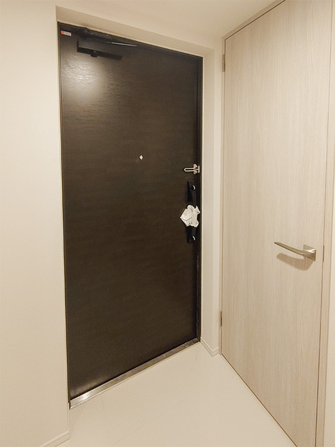 ロイヤルパークス品川の玄関|※写真は同タイプ住戸です。