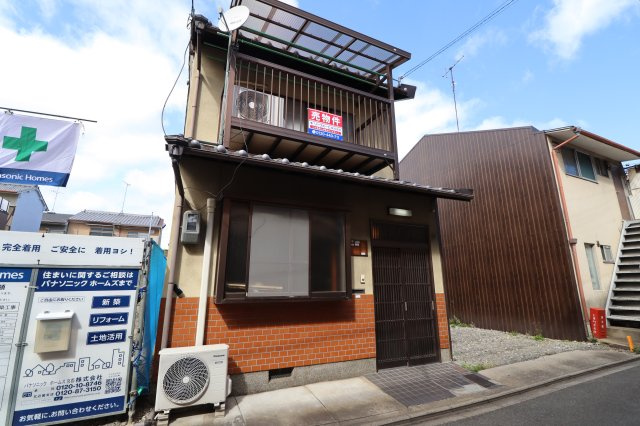 上京区七番町　京町家の外観|落ち着いた雰囲気の外観です