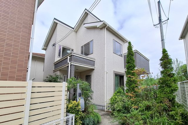 泉佐野市日根野の外観|外観（植栽撤去前）