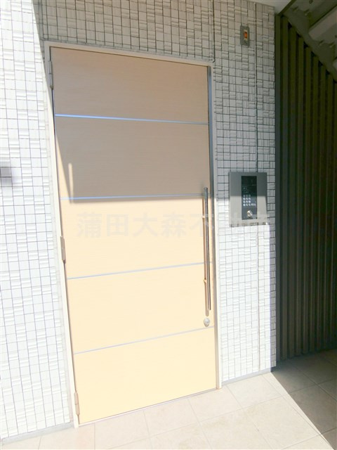 エルスタンザ西糀谷のエントランス