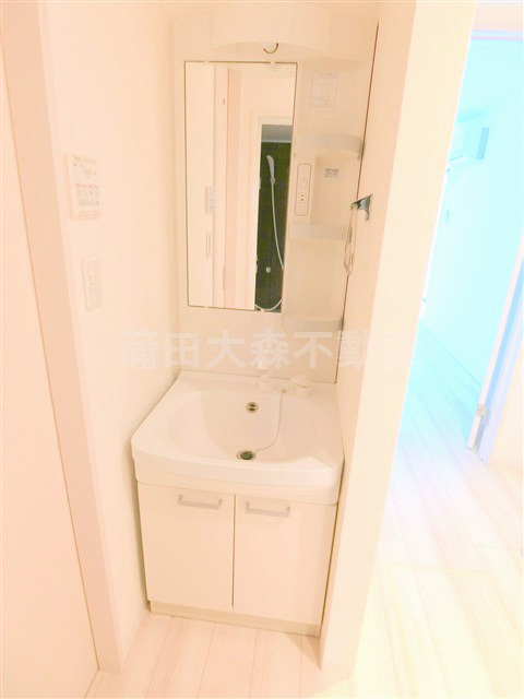 エルスタンザ西糀谷の洗面所|独立洗面台