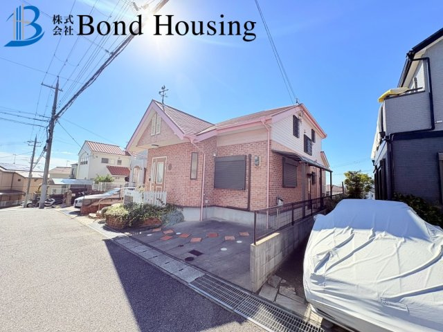 土地面積49坪　ウッドデッキ付　西区白水1丁目　中古戸建の前面道路含む現地写真