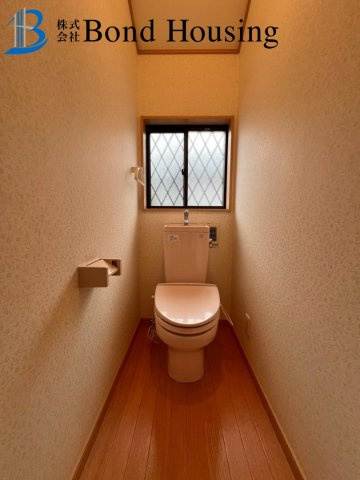 土地面積49坪　ウッドデッキ付　西区白水1丁目　中古戸建のトイレ