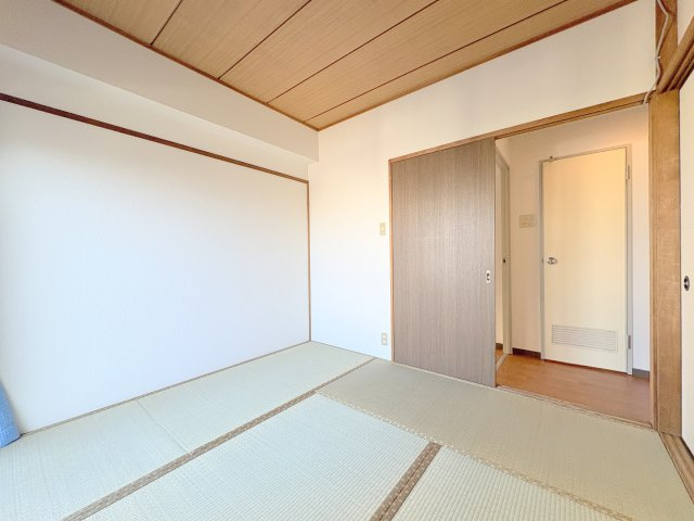 ニュー赤羽ハイツの和室