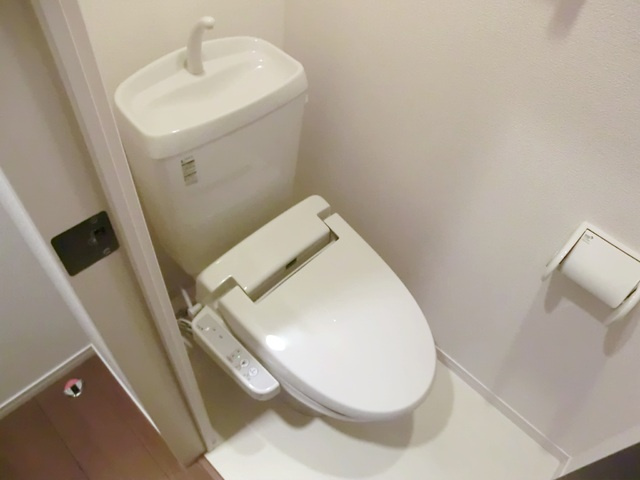 アルファⅡのトイレ|人気の温水洗浄便座対応トイレです。