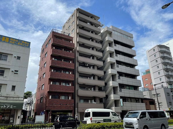 ジャルダン目黒の外観|オートロック＆防犯カメラ付き耐震基準適合マンション、ジャルダン目黒は即日現地案内可能となっておりますので、お気軽にお問い合わせください！