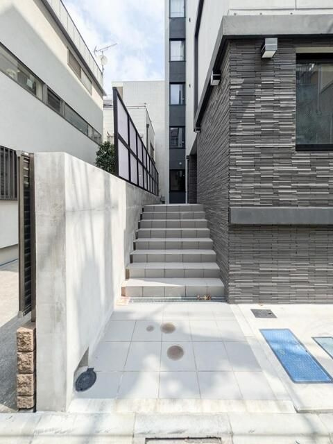 Ｎｉｓｈｉ－Ｎｉｐｐｏｒｉ Ｔｅｒｒａｃｅのその他共用部分