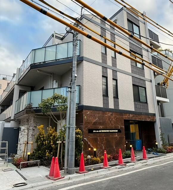 アルカンシエル新宿大京町の外観