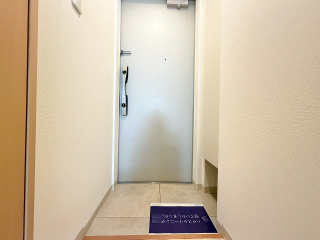 グラント塚口の玄関