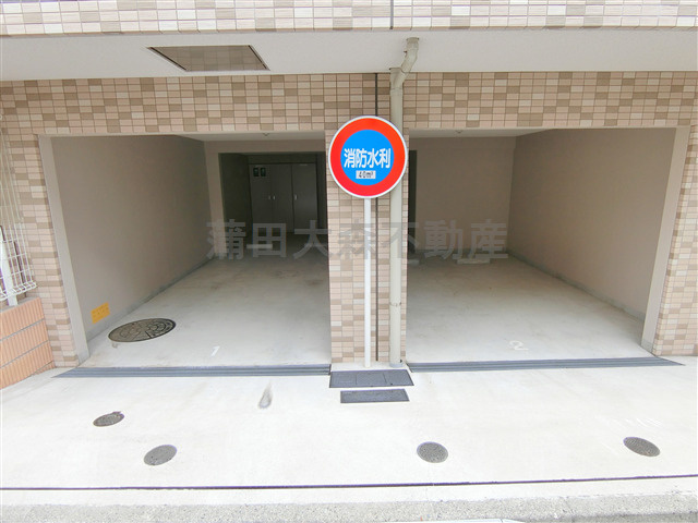 スカイコート多摩川壱番館の駐車場|平置き駐車場　空き状況はお問合せ下さい。