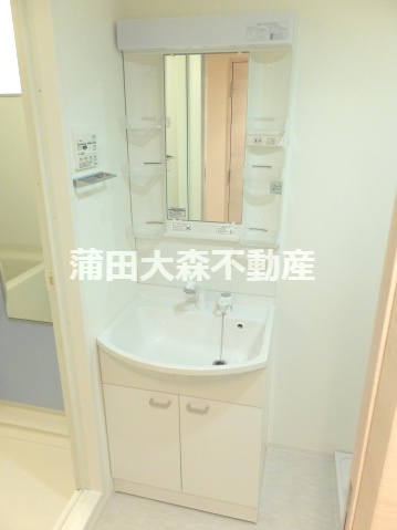 スカイコート多摩川壱番館の洗面所|洗面脱衣所　独立洗面台！