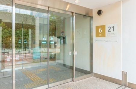 東雲キャナルコートCODAN21号棟のエントランス|清潔なエントランスです