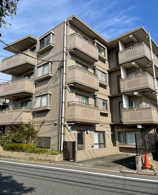 ニューセンチュリーハイムの外観