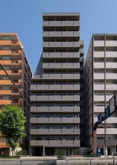ルーブル東十条の外観