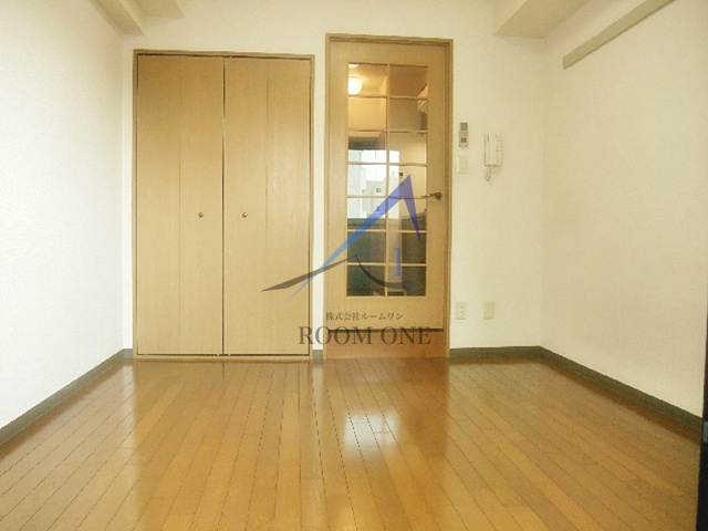 ルーブル大森Ⅱ の居間・リビング|洋室のお部屋です。