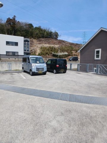 フォレスタ千丈の駐車場|駐車場があります