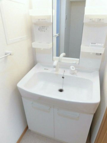 カーサフィオーレＡの洗面所|洗面所です