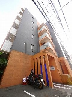 レグラス横浜吉野町サウスの外観