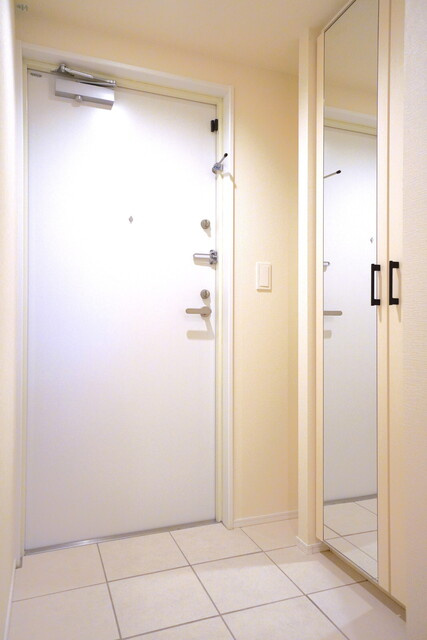 ＣＲＥＡＴＩＦ池袋の玄関|※写真は同タイプ住戸です。