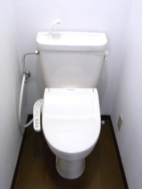 シャルム中村Ⅵのトイレ