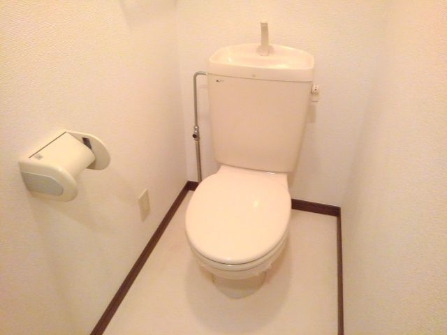 ウエストベリー弐番館のトイレ
