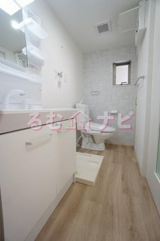 福岡市南区曰佐４丁目のアパートの洗面所