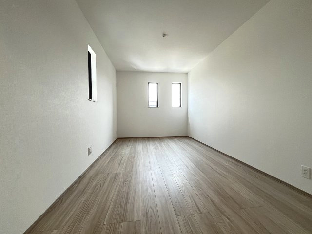 【寝室】 | 福岡市博多区板付5丁目　C号棟（全7棟）【仲介手数料無料・0円】 | 施工例。施工例は完成時と異なる場合があります。