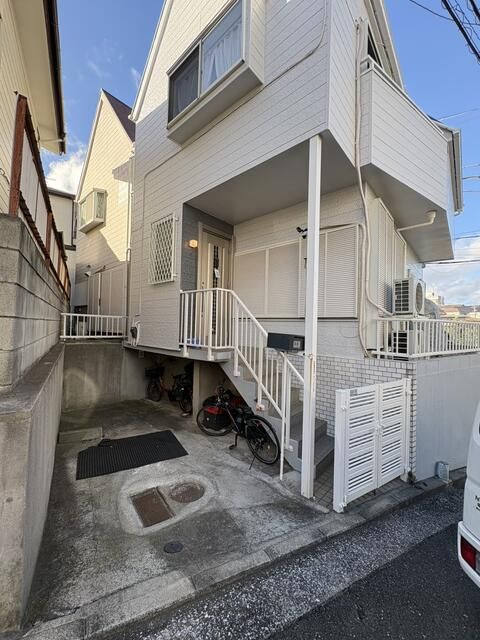 弘明寺戸建の外観