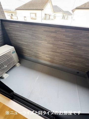 錦町１丁目アパートのバルコニー|バルコニーからの眺めを楽しみながら食事をしませんか