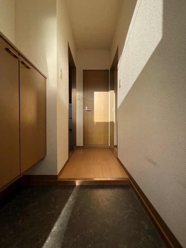 エトワール六甲の玄関