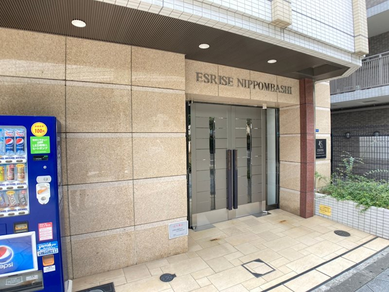 エスライズ日本橋のエントランス