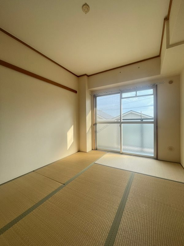 エトワール長尾の和室