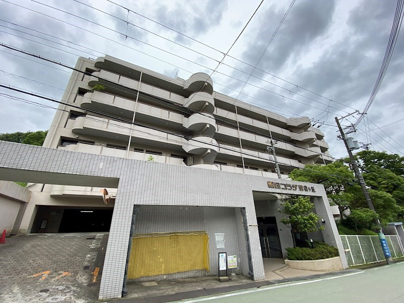 朝日プラザ雲雀ヶ丘の外観