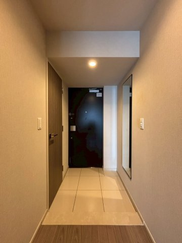 ブランズ大阪本町の玄関