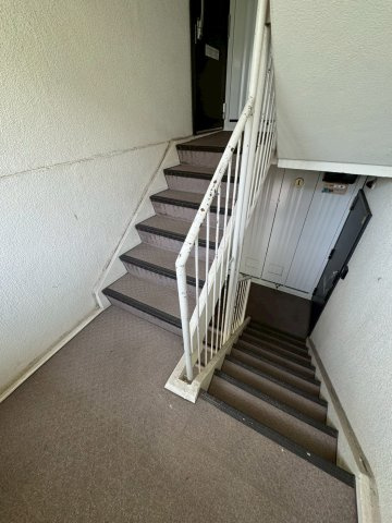 名谷2団地11号棟のバルコニー