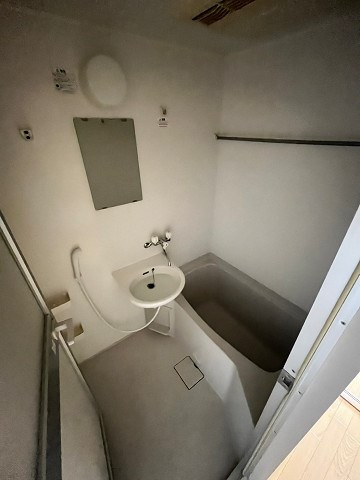 ブランベール甲東園の浴室