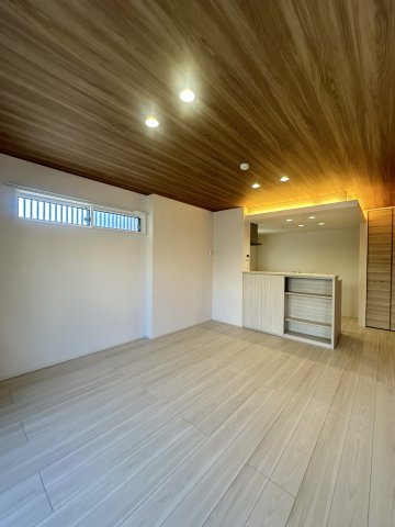 D-ROOMプラーナの居間・リビング