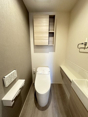 D-ROOMプラーナのトイレ