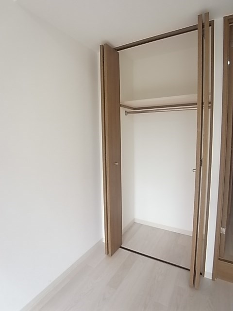 アルパ三宮の収納