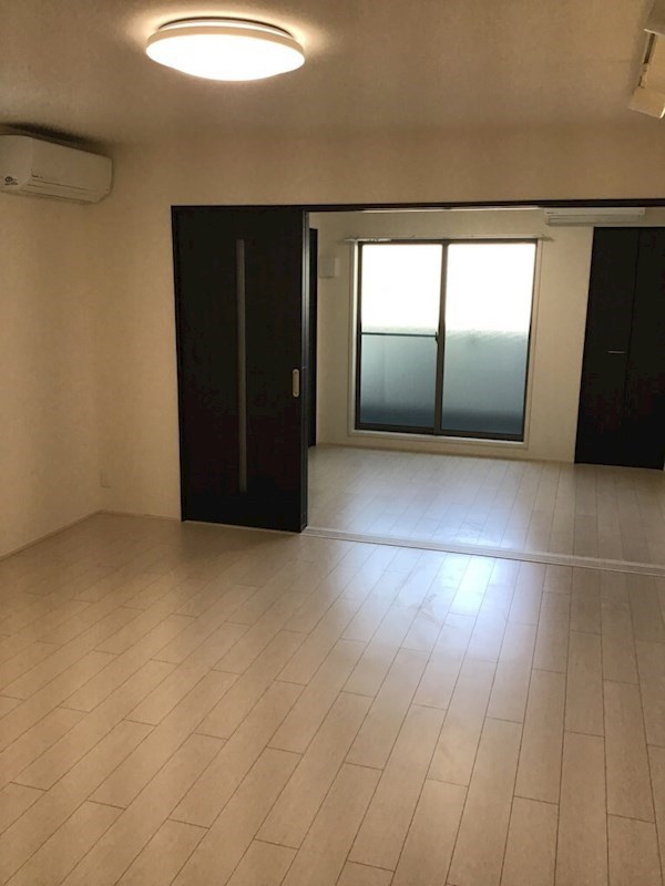 フジパレス兵庫駅南の居間・リビング