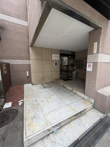 ラパンジール長堀のエントランス