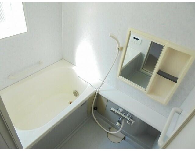 コンフォート池尻Cの浴室
