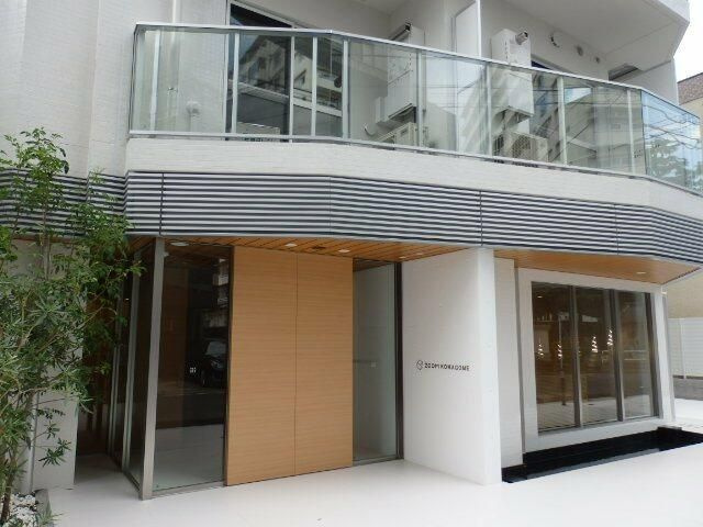 ＺＯＯＭ駒込のエントランス