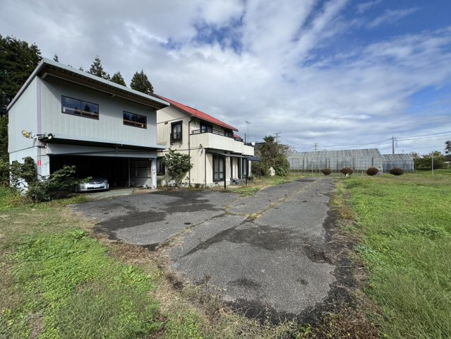ゴルフ場近く！和室のくつろぎと緑のある暮らし。日光市沢又の二世帯住宅の外観パース|外観パースです