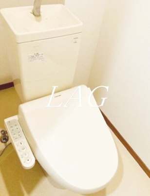 【トイレ】 | リビエールエビナ | トイレです。