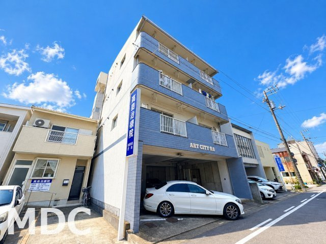徳島市佐古四番町の賃貸マンションの外観