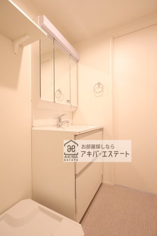 【独立洗面台】 | ハーモニーテラス梅田ⅩⅧ | 同一仕様写真