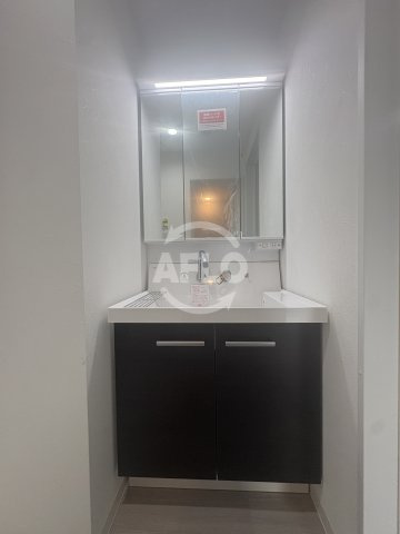 アーバンコート大阪ドームの独立洗面台|アーバンコート大阪ドーム　独立洗面台