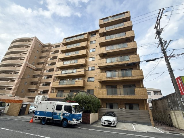 サンハイツ白鷺の外観